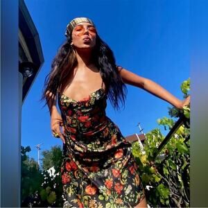 NWT Urban outfitters Petra satin sweetheart mini dress Size XS